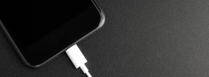 Az EU új szabványa lehet a Lightning port halála? Az EU új szabványa lehet a Lightning port halála?