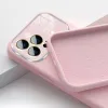 Soft Silicone iPhone 15 lencsevédős tok világos rózsaszín - 2. kép