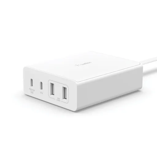 Belkin BOOST CHARGE PRO 108W 4-Portos USB GaN Asztali Töltő (Két C és Két A Port) és 2M Kábel - Fehér