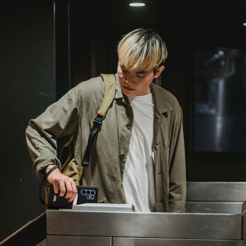  Galaxy S25 Ultra Spigen Wallet ”S” fekete tok - 11