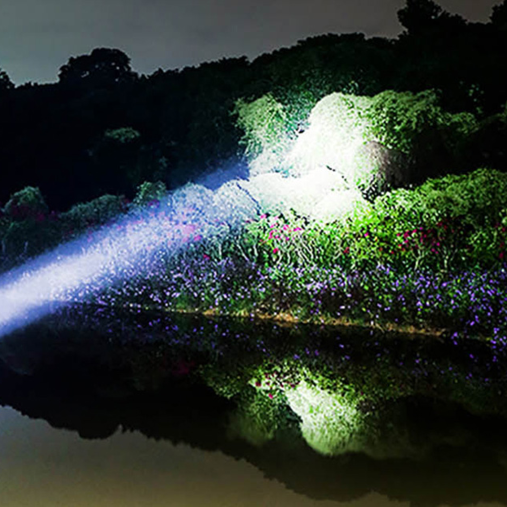 Superfire R3 P90 zseblámpa, 2000lm, USB - 10