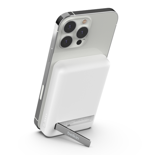 Belkin BOOSTCHARGE Mágneses Vezeték Nélküli Hordozható Töltő Állvánnyal 5,000mAh - Fehér