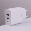 Maxlife MXTC-06-20AC PD QC töltő 1x USB-C 1x USB 20W fehér + USB-C - USB-C kábel 20W - 1. kép