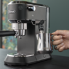 DeLonghi Dedica Style EC685.BK Eszpresszó kávéfőző - 2. kép