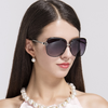 Női napszemüveg Techsuit Polarized (8702) UV védelemmel, fém keret - fekete - 1. kép
