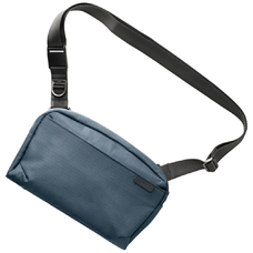 Uniq Arden Sling 2L táska - kék