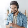 Ausdom Vezeték nélküli Bluetooth 5.0 fejhallgató ANC (Aktív Zajszűréssel) fekete/piros (ANC10) - 2. kép