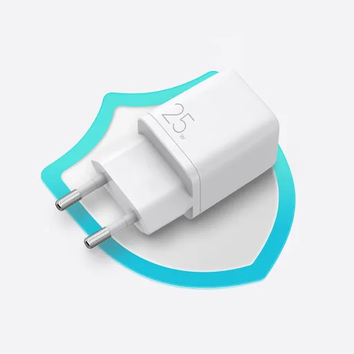 Joyroom hálózati töltő adapter USB Type C PD töltő 25W EU dugó fehér (L-P251)
