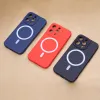 iPhone 13 Szilikon MagSafe kompatibilis tok piros - 3. kép
