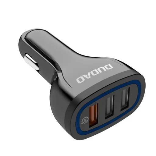 Dudao univerzális autós töltő 3xUSB gyorstöltéssel 3.0 QC3.0 2.4A 18W fekete