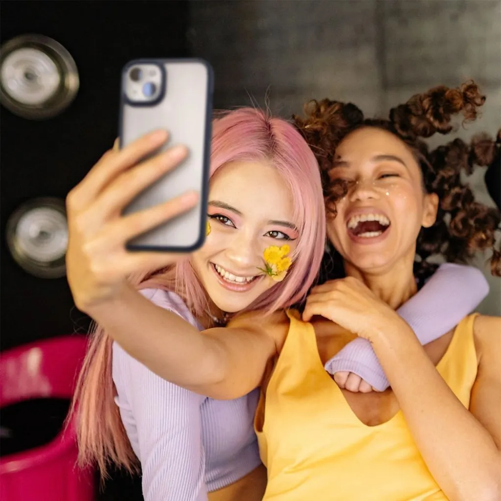  iPhone 15 Kristálytiszta Spigen Ultra Hybrid tok - 12