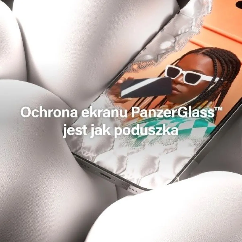PanzerGlass Ultra-Wide Fit edzett üvegfólia pozicionálóval iPhone 15 Plus-hoz - 13